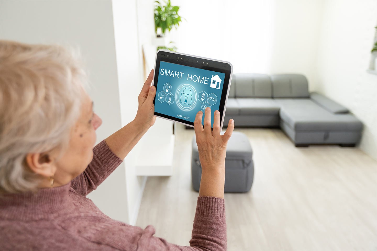 smart-home-senior